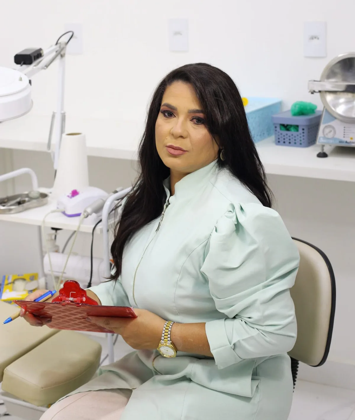 Elvira Maia no consultório da Clínica PodoMaia